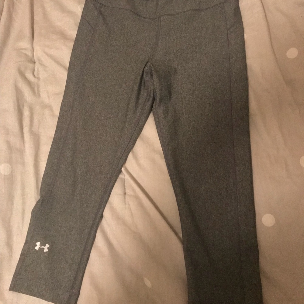 Under Armour Crops
